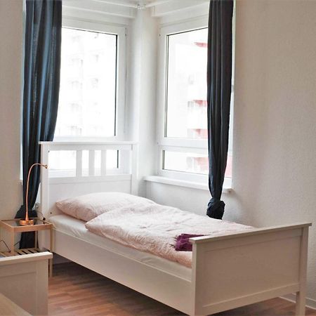 Stay And Work Duesseldorf Extérieur photo